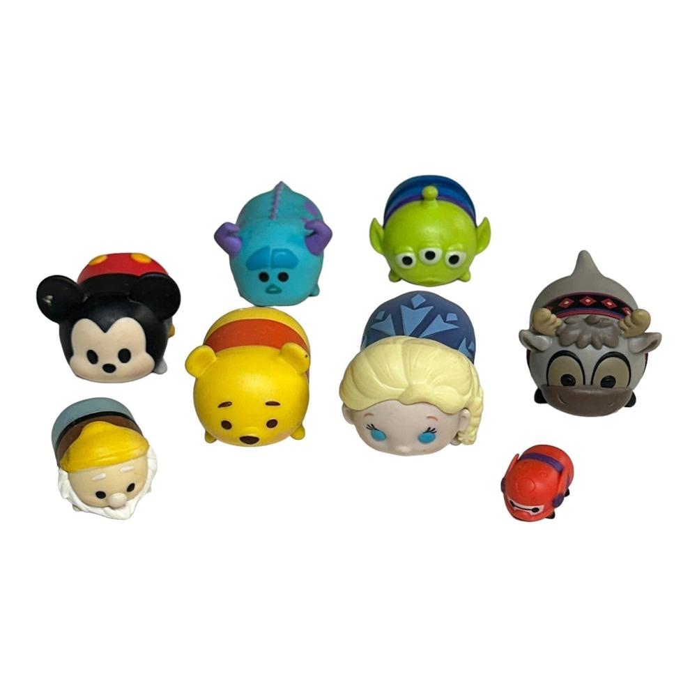 Disney Tsum Tsum 8 Vinyl Mini Figures Mickey Pooh Elsa‎ Sulley Alien Sven Baymax